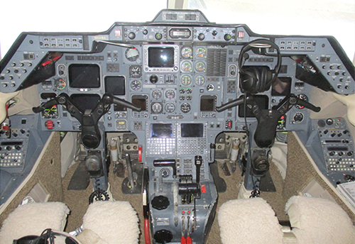 HawkerJet 125 800A cockpit